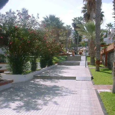 Apartment Island Village *